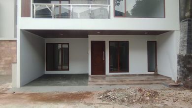 Rumah Sederhana area Bintaro, Tangerang Selatan, LT 120 m2