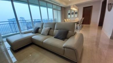 Disewakan Cepat Apartemen 4 BR di Jakarta Selatan Luas 389 m2