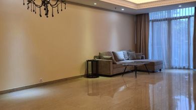 Jual Unit Apartemen Siap Ditempati 3BR Semi Furnished Kondisi Baik